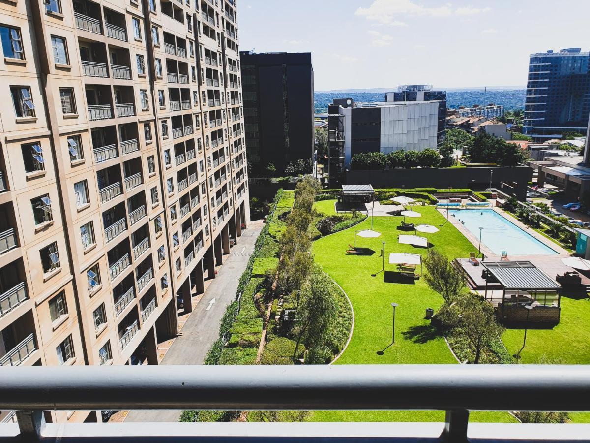 Westpoint Sandton Apartments Johannesburg Bagian luar foto